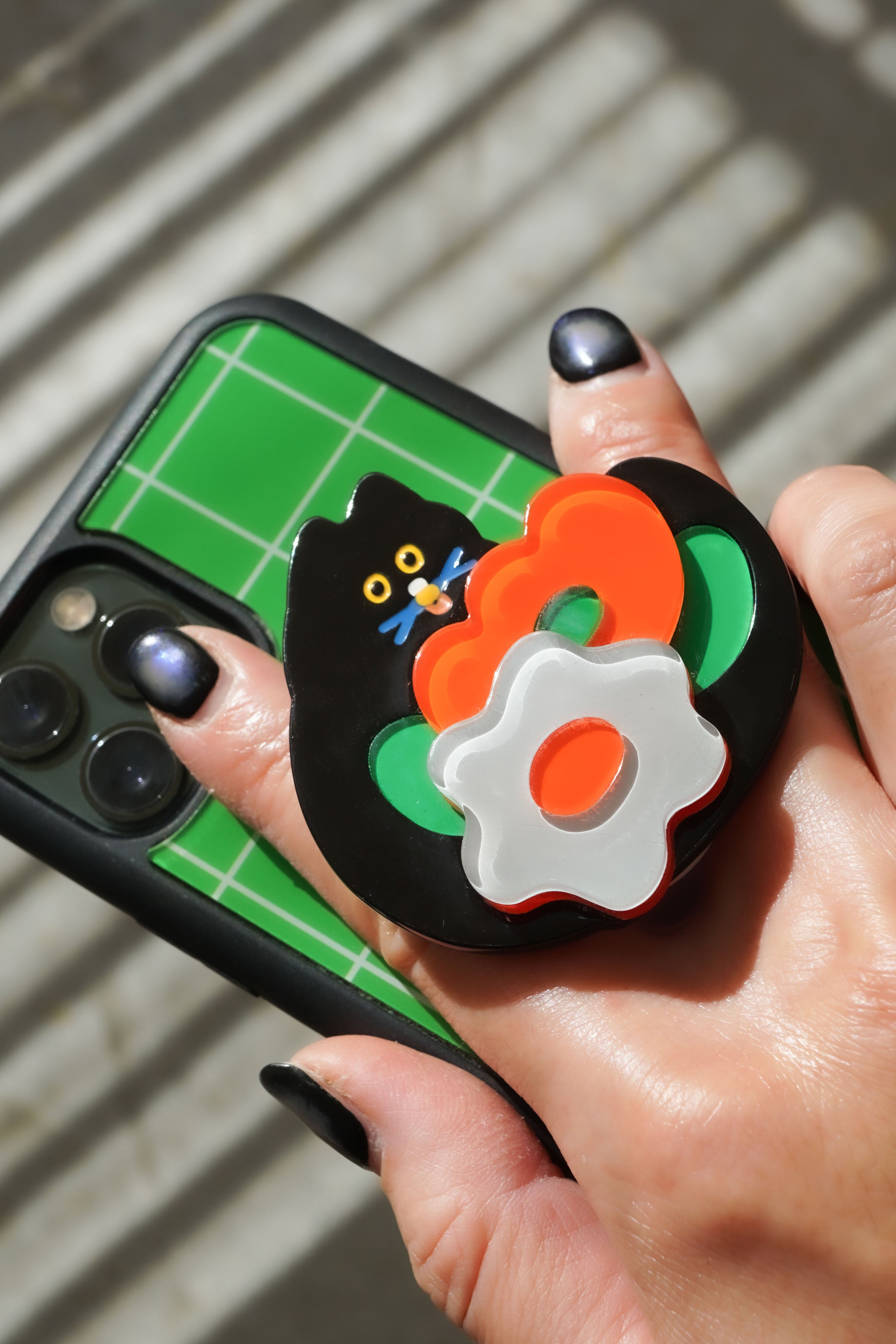 Salah - Curvy Cat Smartphone Grip · TINGKO SELECT