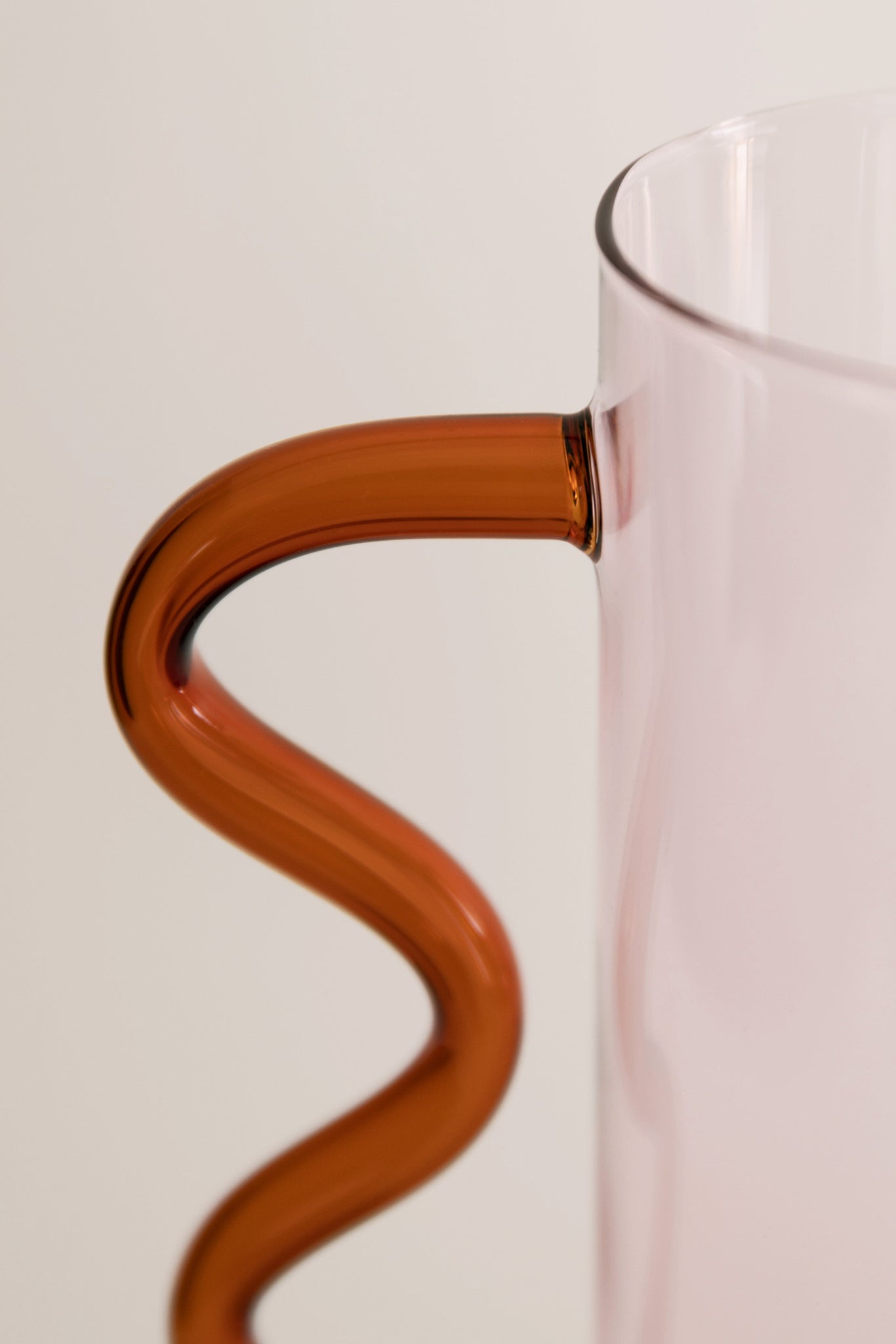 Wave Pitcher