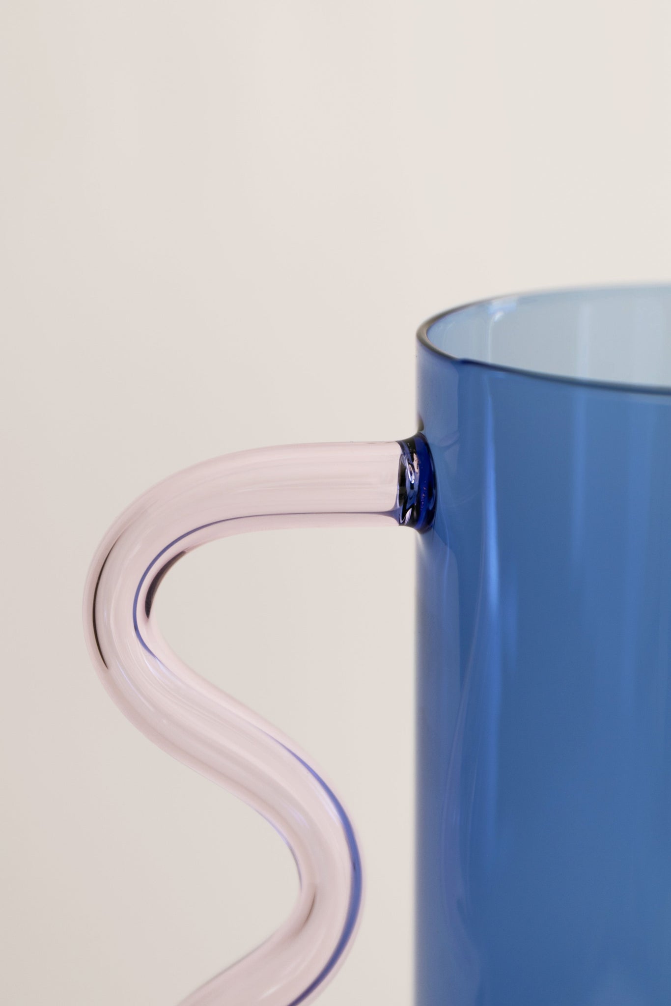 Wave Pitcher