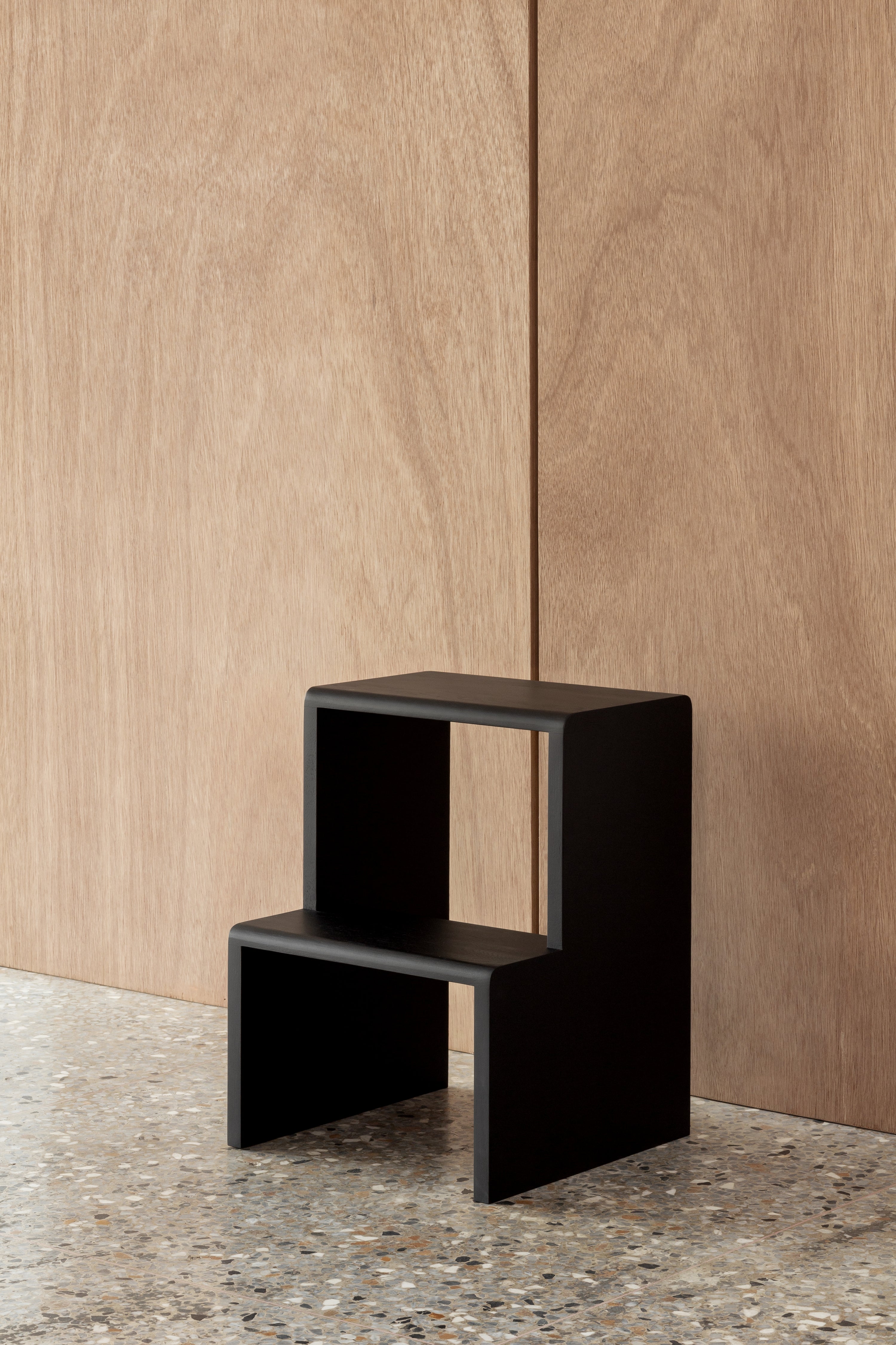 ESAILA - Tova Stool · TINGKO SELECT