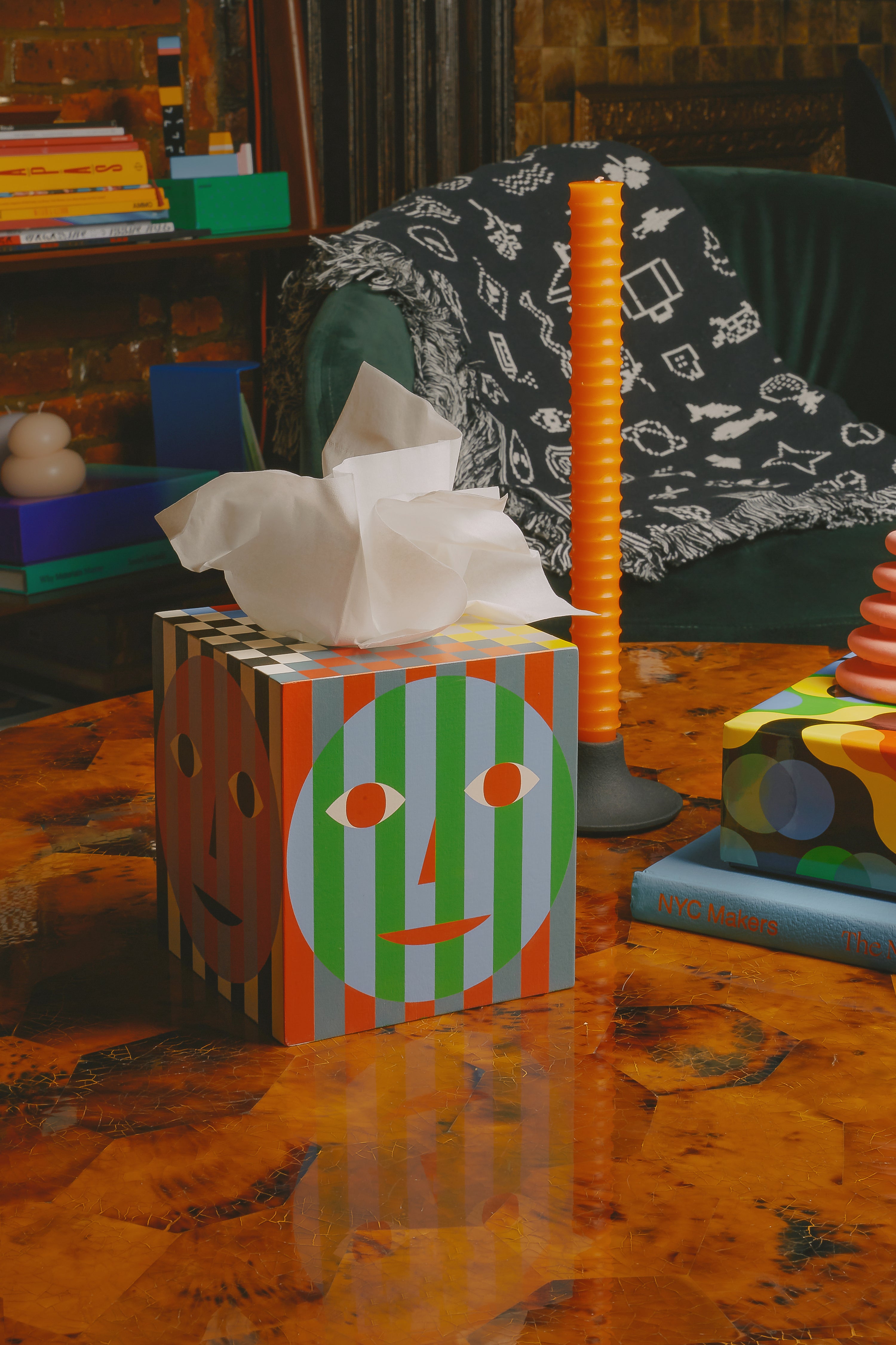 Areaware - Everybody Tissue Box · TINGKO SELECT