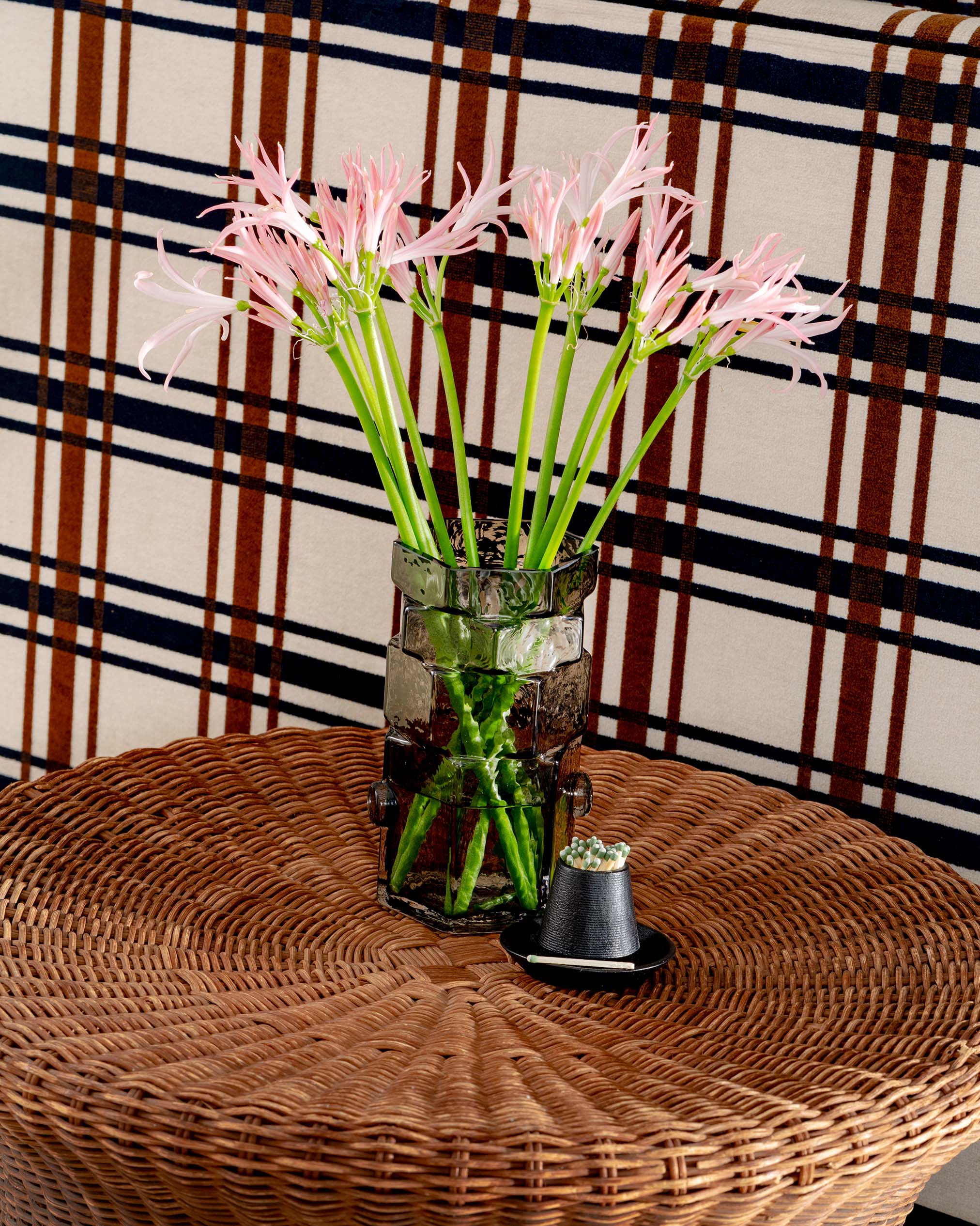 Hex Vase · Gray