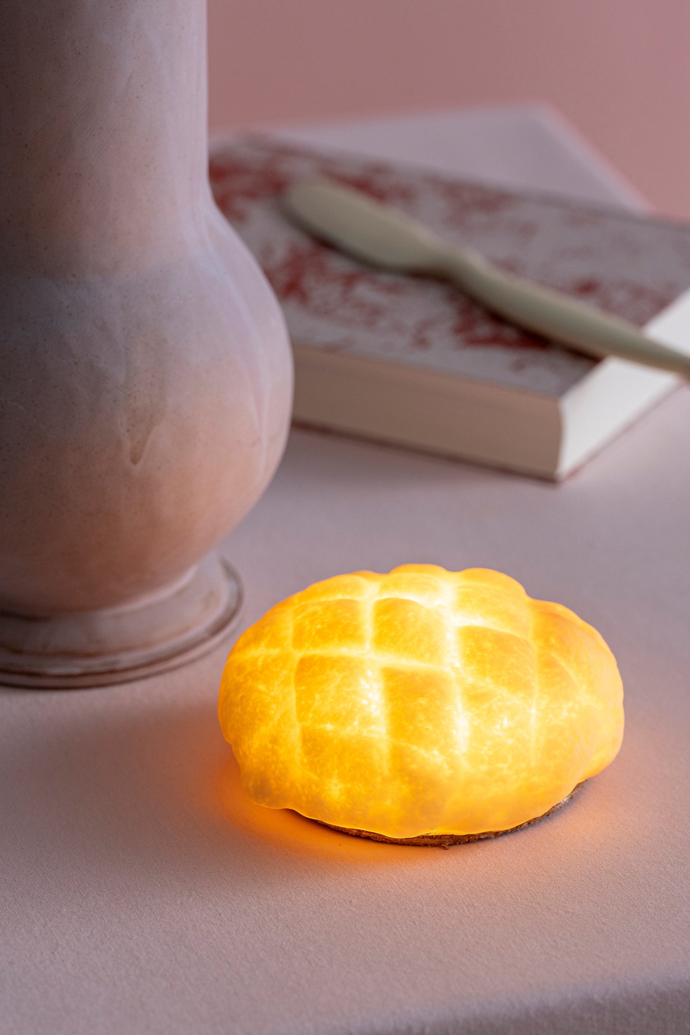 Yukiko Morita - Melonpan Bread Lamp · TINGKO SELECT