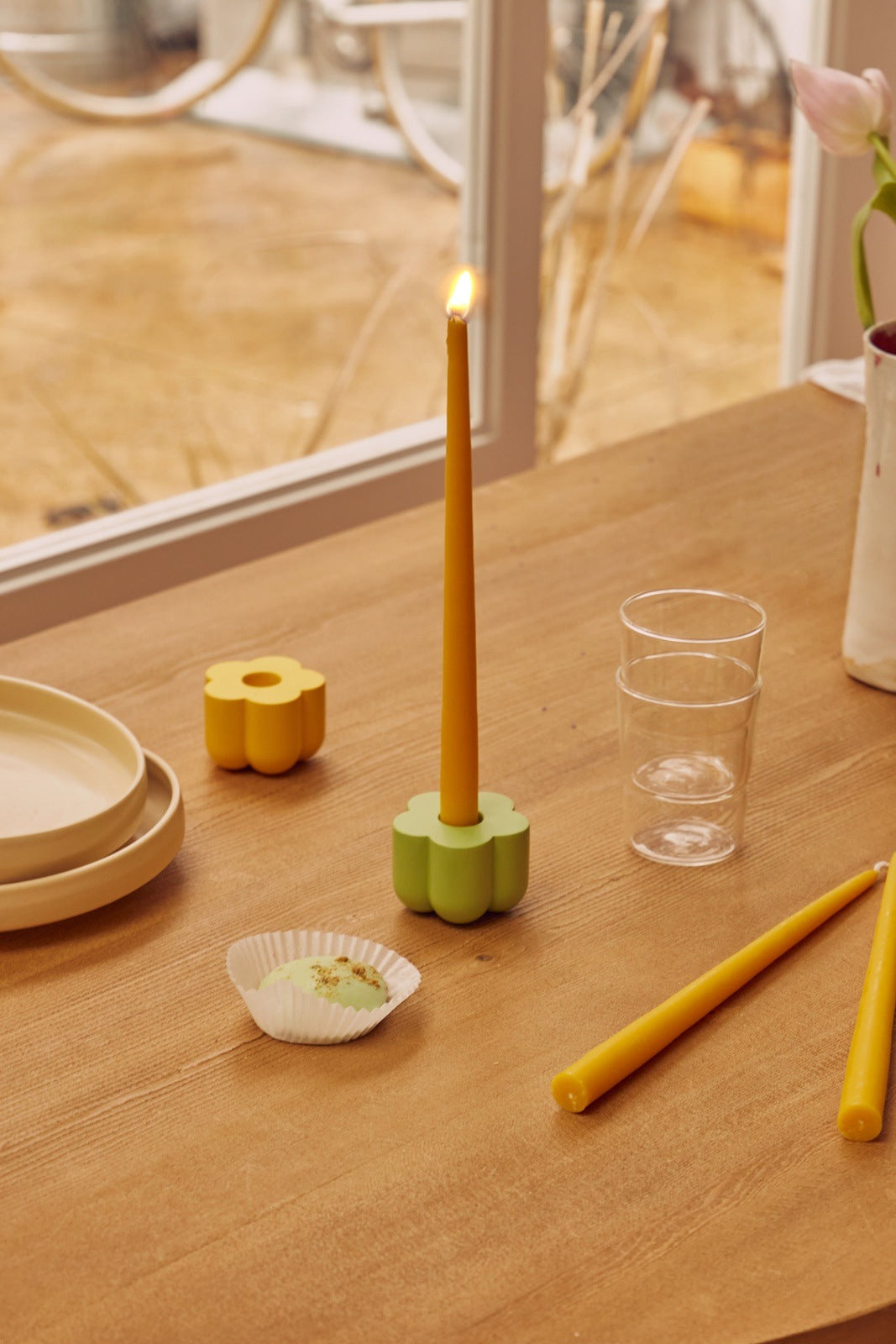 Poppy Candle & Incense Holder · Green