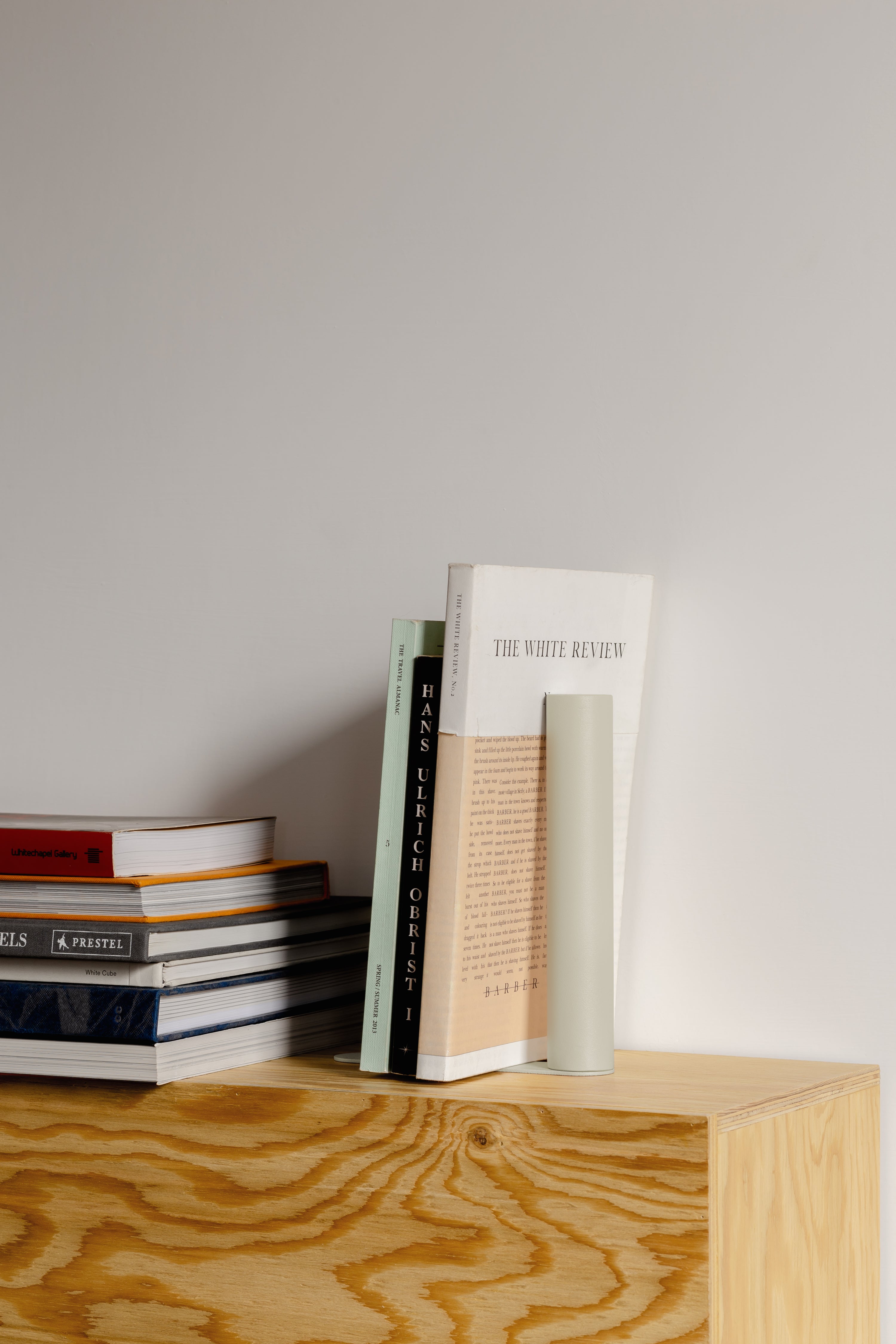 SLIM Bookend