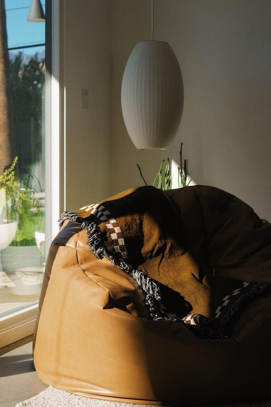 Bien Mal - Cortado Throw Blanket · TINGKO SELECT