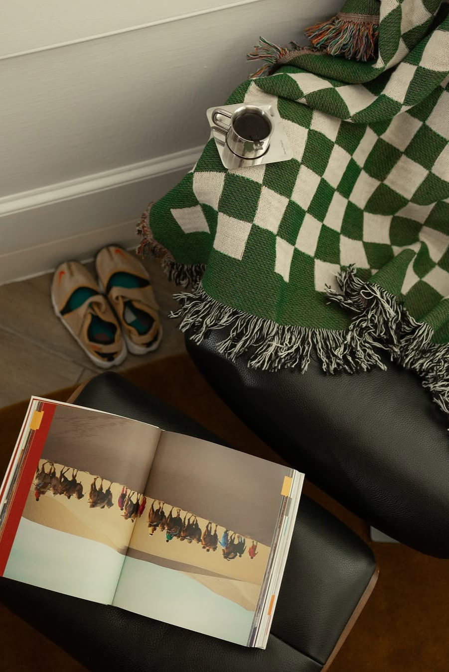 Bien Mal - Mate Throw Blanket · TINGKO SELECT