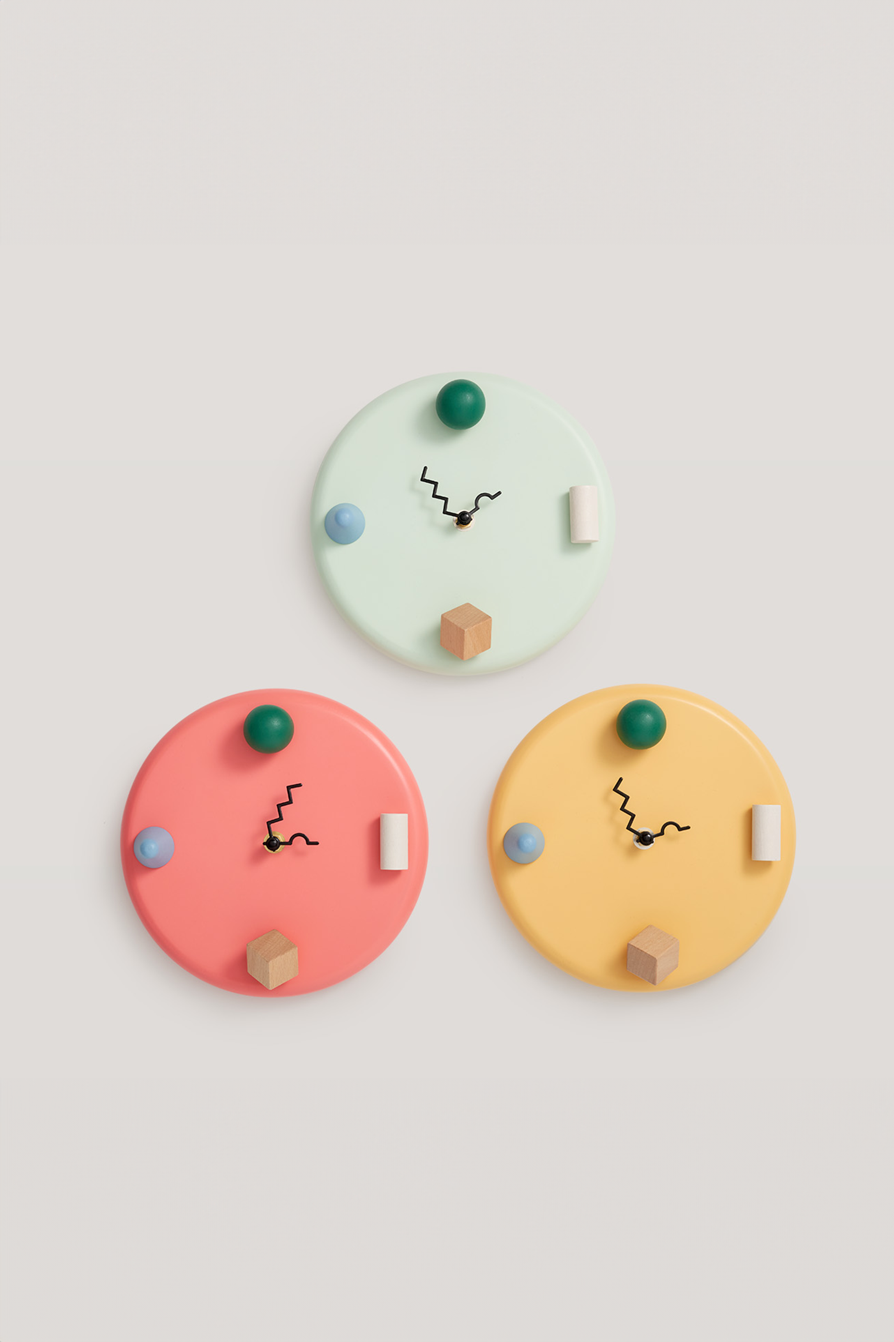 Wall Clock · Yellow