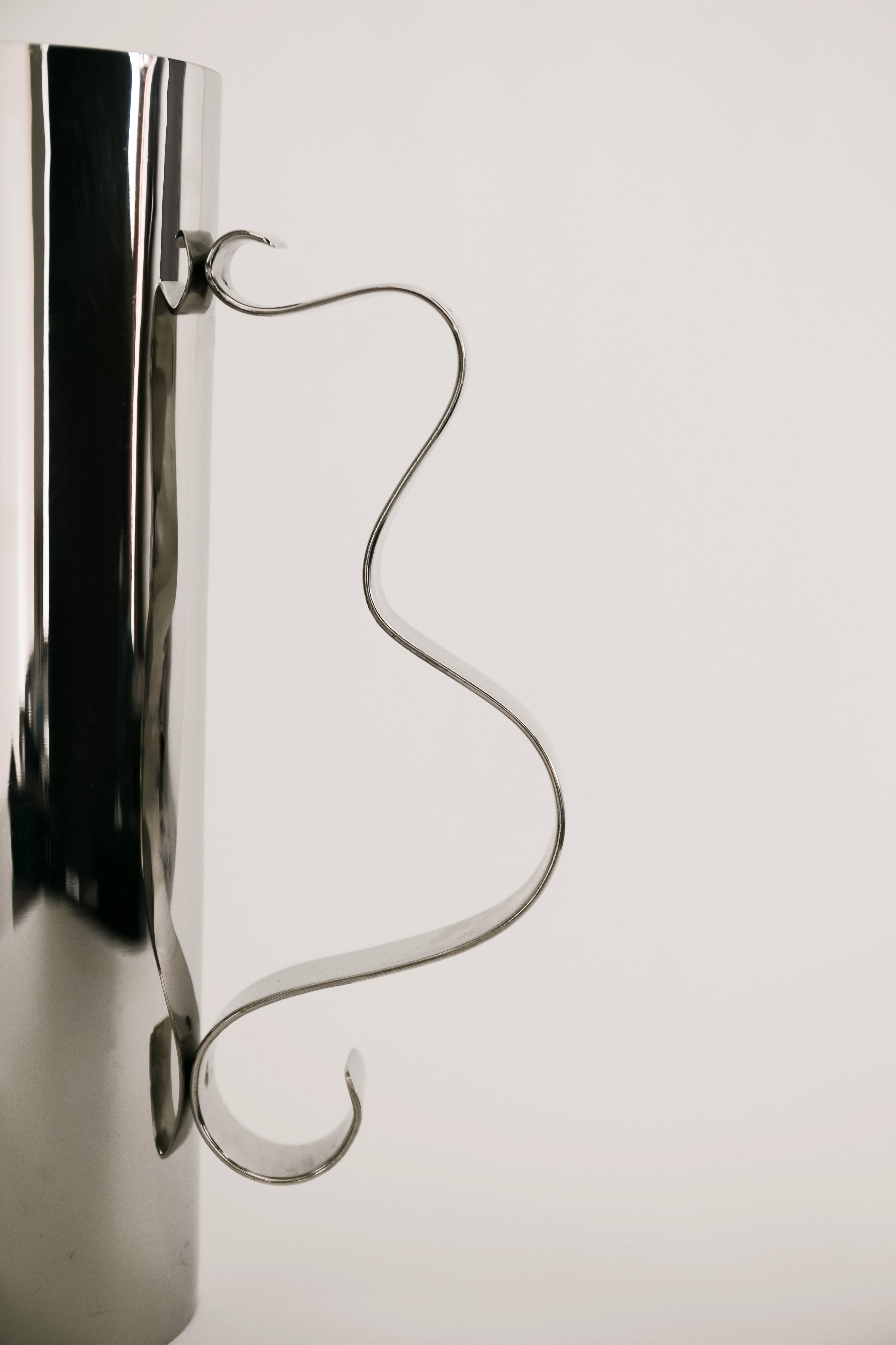 Squiggle Pitcher