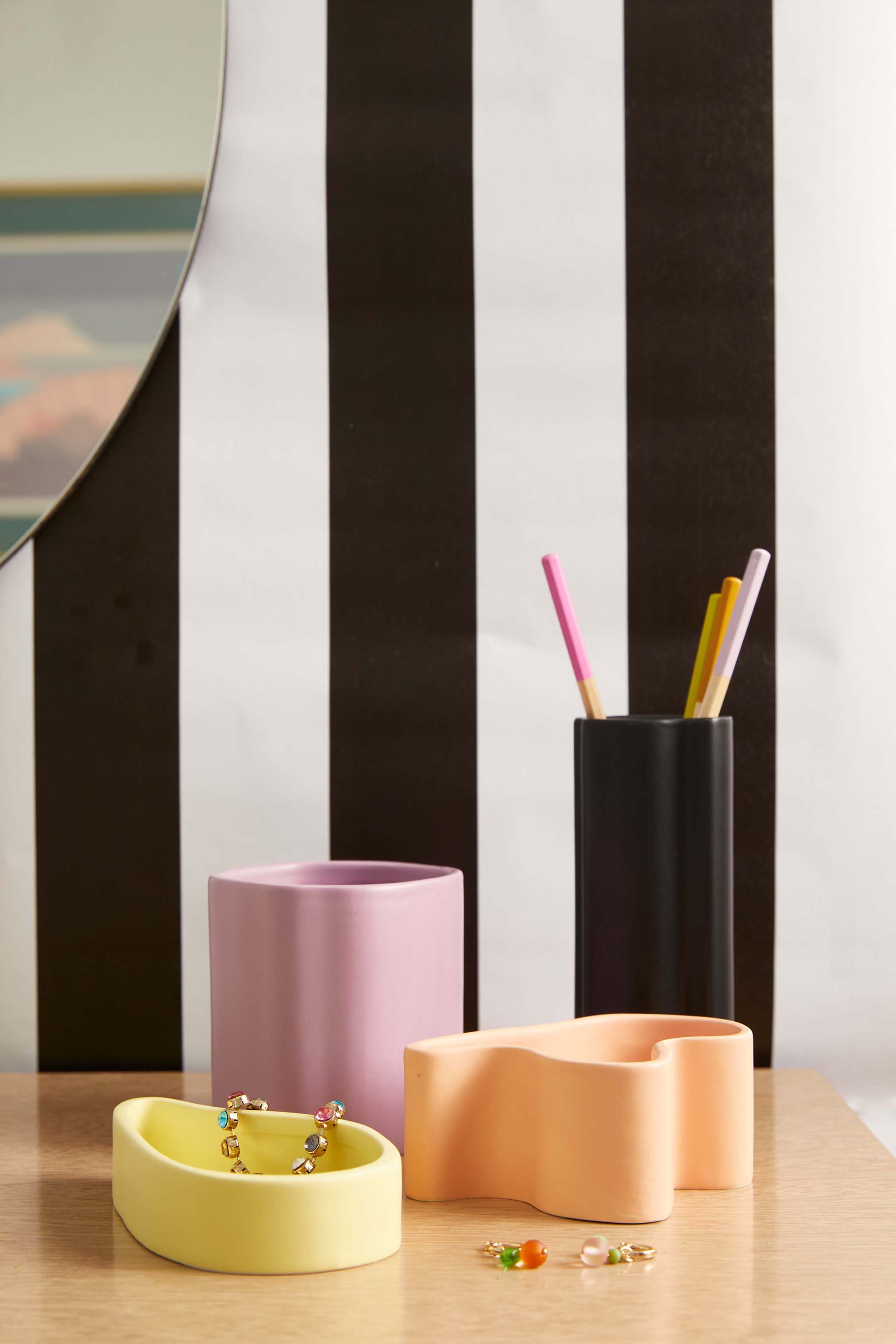 Assembly Desk Set